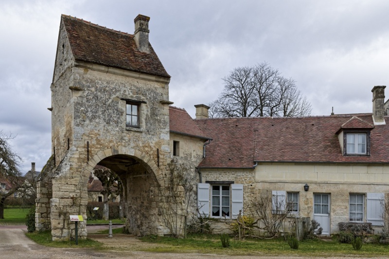Porte de l'ancienne ferme